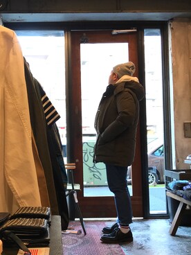 「carhartt」｜「アイテム（その他シューズ）」を使った、伊藤孝法さん（メンズ・165cm）の冬コーディネート