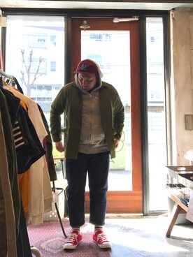 「J.CREW（ジェイクルー）のアイテム（キャップ）」を使った、伊藤孝法さん（メンズ・165cm）の春コーディネート