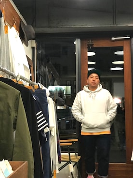 「J.CREW（ジェイクルー）のアイテム（キャップ）」を使った、伊藤孝法さん（メンズ・165cm）の春コーディネート