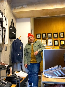 「OUTPUT（アウトプット）のアイテム」を使った、伊藤孝法さん（メンズ・165cm）の春コーディネート