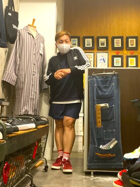 「OUTPUT（アウトプット）のアイテム」を使った、伊藤孝法さん（メンズ・165cm）の夏コーディネート