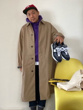 「アイテム（ステンカラーコート）」を使った、伊藤孝法さん（メンズ・165cm）の春コーディネート
