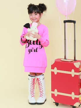 「アイテム（ワンピース/ドレス）」を使った、bloc_betty_OFFICIALさん（キッズ・120cm）の冬コーディネート