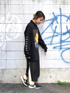 「SURROUND（サラウンド）のアイテム」を使った、saori shikiさん（レディース・158cm）の春コーディネート