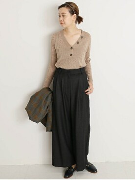 「アイテム（トップス、ベージュ系）」を使った、Reimiさん（レディース・170cm）の秋コーディネート