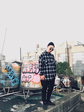 「repos（ルポ）のアイテム（トップス）」を使った、Chun Hao Liuさん（メンズ・171cm）の冬コーディネート