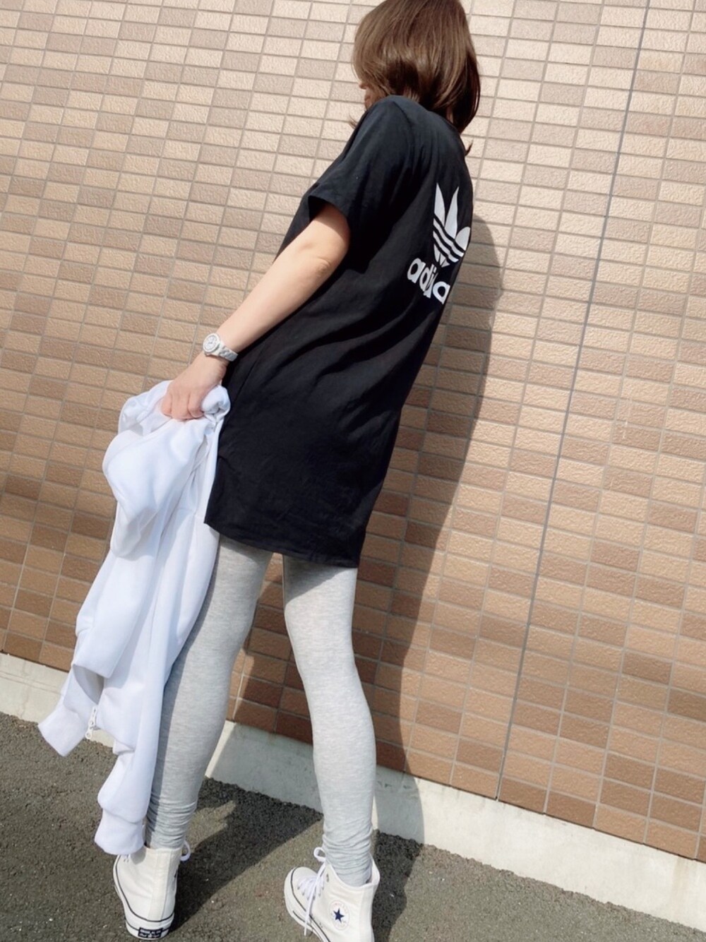 1nnnn7｜adidas Originalsのワンピースを使ったコーディネート