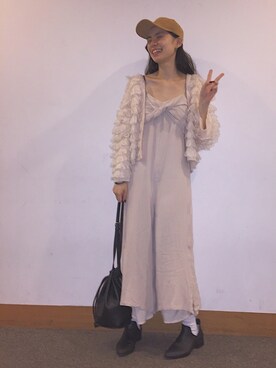 「アイテム（つなぎ/オールインワン、ベージュ系）」を使った、るうこさん（レディース・162cm）の秋コーディネート