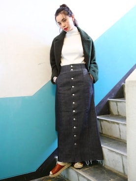 「ローリーズファーム(LOWRYS FARM)」｜「アイテム（チェスターコート）」を使った、るうこさん（レディース・162cm）の冬コーディネート