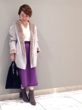 「Vネック」｜「アイテム（ムートンコート）」を使った、☺︎いこまい☺︎さん（レディース・151cm）の秋コーディネート