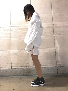 「スリット」｜「アイテム（デニムジャケット）」を使った、mariさん（レディース・161cm）の春コーディネート