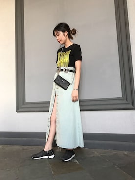 「スリット」｜「アイテム（財布/小物）」を使った、mariさん（レディース・161cm）の春コーディネート