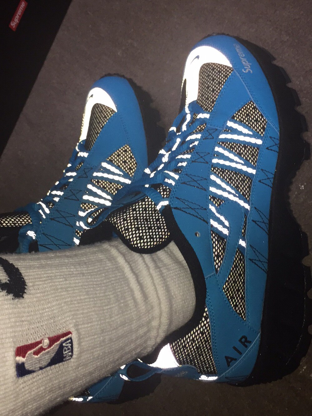 「AIR HUMARA、Supreme x NIKE、supreme、NIKE、humara、NBA」｜「Supreme のアイテム（スニーカー、ブルー系）」を使った、y u k iさん（メンズ・173cm）の秋コーディネートの1枚目の写真