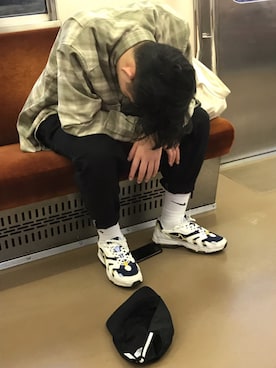 「Apple（-）のアイテム（雑貨/ホビー）」を使った、y u k iさん（メンズ・175cm）の冬コーディネート