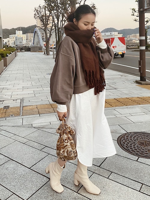 Ungrid渡邊桃佳さんのスウェットを使ったコーディネート Zozotown