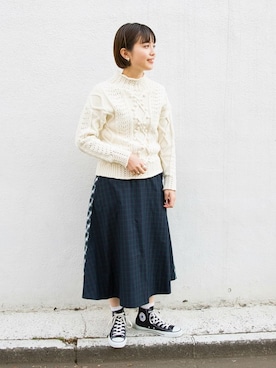 「アイテム（トップス、ベージュ系）」を使った、canae ueharaさん（レディース・162cm）の冬コーディネート