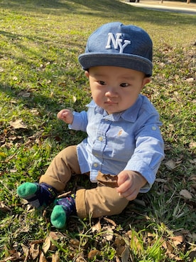 「アイテム（チノパンツ、オレンジ系）」を使った、BigMac麥麥さん（キッズ・70cm）の春コーディネート