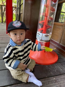 「OLD NAVY（オールドネイビー）のアイテム（シャツ/ブラウス）」を使った、BigMac麥麥さん（キッズ・70cm）の春コーディネート