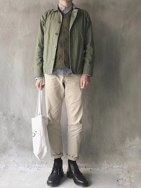 「アイテム（マウンテンパーカー）」を使った、假的俞文乐さん（メンズ・176cm）の秋コーディネート