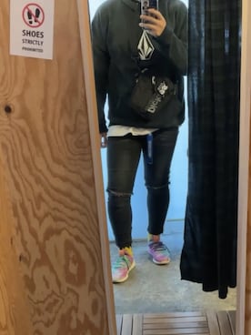 「NESTA（ネスタ）のアイテム」を使った、えちゃんさん（メンズ・175cm）の冬コーディネート