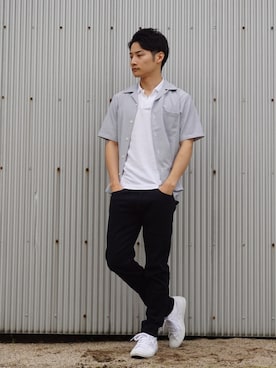 「アイテム（チノパンツ）」を使った、HIROKIANDOさん（メンズ・170cm・20代）の夏コーディネート