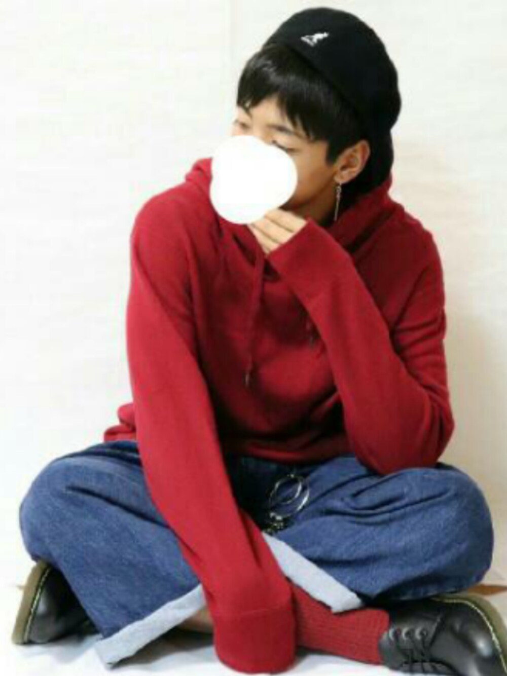 「シンプルコーデ、秋服、オーバーサイズ、KANGOL、UNIQLO、GU、おしゃれさんと繋がりたい、きれいめカジュアル」｜「UNIQLOのスウェットプルパーカ（長袖）＋E（パーカー、レッド系）」を使った、RYUSEI.さん（メンズ・170cm）の秋コーディネートの1枚目の写真