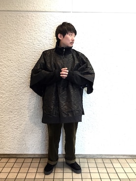 「コーデュロイパンツ」｜「アイテム（ポンチョ）」を使った、masaさん（メンズ・166cm）の冬コーディネート