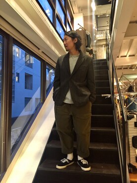 「ARMURE（アルミュール）のアイテム（テーラードジャケット）」を使った、masaさん（メンズ・166cm）の秋コーディネート
