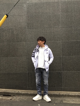 「1piu1uguale3 RELAX（ウノピュウノウグァーレトレリラックス）のアイテム（パーカー）」を使った、masaさん（メンズ・166cm）の春コーディネート