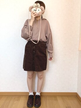 「くすみピンク」｜「アイテム（スウェット）」を使った、𝚖 𝚒 𝚊 🐑さん（レディース・150cm）の秋コーディネート