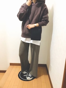 「LAKOLE（ラコレ）のアイテム（パーカー）」を使った、kimさん（レディース・152cm）の秋コーディネート