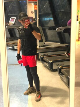 Eason"大旅行家🌎さんのコーディネート