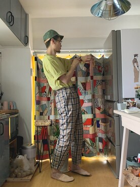 「ASTRONOMY（アストロノミー）のアイテム（パンツ）」を使った、嶋津一馬さん（メンズ・183cm）の夏コーディネート