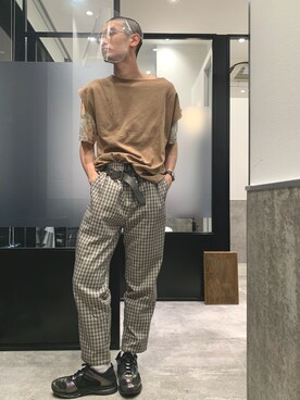 「ASTRONOMY（アストロノミー）のアイテム（パンツ）」を使った、嶋津一馬さん（メンズ・183cm）の夏コーディネート