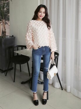 「DHOLIC（ディーホリック）のアイテム（Tシャツ/カットソー）」を使った、ディーホリックさん（レディース・165cm）の冬コーディネート