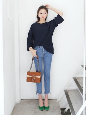 「DHOLIC（ディーホリック）のアイテム（デニムパンツ）」を使った、ディーホリックさん（レディース・165cm）の冬コーディネート