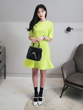 「DHOLIC（ディーホリック）の新作10％OFF（Tシャツ/カットソー）」を使った、ディーホリックさん（レディース・162cm）の春コーディネート