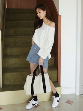 「DHOLIC（ディーホリック）のアイテム（トートバッグ）」を使った、ディーホリックさん（レディース・169cm）の春コーディネート