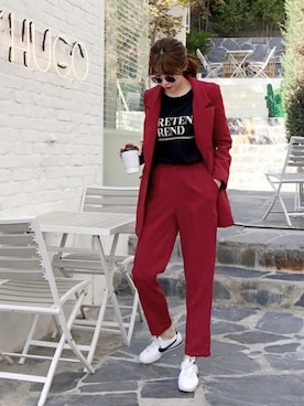 「アイテム（テーラードジャケット、レッド系）」を使った、ディーホリックさん（レディース・165cm）の秋コーディネート