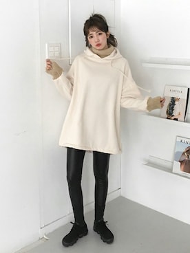 「フード」｜ディーホリックさん（レディース・165cm）の冬コーディネート