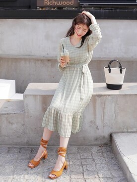 「DHOLIC（ディーホリック）のアイテム（ワンピース/ドレス）」を使った、ディーホリックさん（レディース・165cm）の春コーディネート