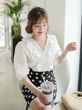 「DHOLIC（ディーホリック）の新作10％OFF（Tシャツ/カットソー）」を使った、ディーホリックさん（レディース・165cm）の春コーディネート