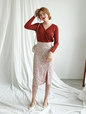 「アイテム（カーディガン/ボレロ、オレンジ系）」を使った、ディーホリックさん（レディース・165cm）の秋コーディネート