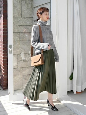 「DHOLIC（ディーホリック）の新作10％OFF（Tシャツ/カットソー）」を使った、ディーホリックさん（レディース・165cm）の秋コーディネート