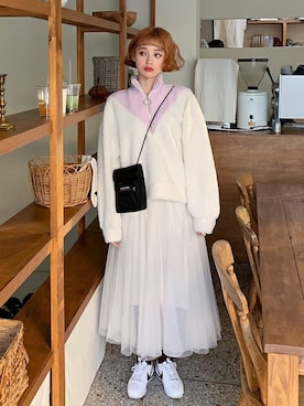 「DHOLIC（ディーホリック）のアイテム（その他トップス）」を使った、ディーホリックさん（レディース・165cm）の冬コーディネート