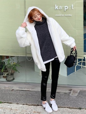 「DHOLIC（ディーホリック）のアイテム（パーカー）」を使った、ディーホリックさん（レディース・165cm）の冬コーディネート