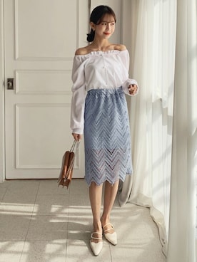 「ガーリーコーデ」｜「アイテム（アクセサリー）」を使った、ディーホリックさん（レディース・164cm）の春コーディネート