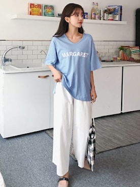 「DHOLIC（ディーホリック）のアイテム（Tシャツ/カットソー）」を使った、ディーホリックさん（レディース・164cm）の春コーディネート