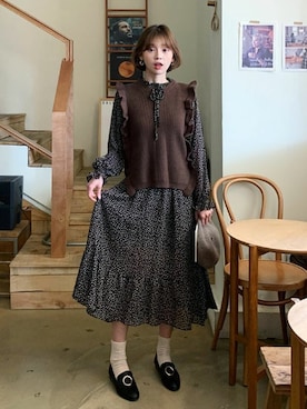 「DHOLIC（ディーホリック）のアイテム（ベスト）」を使った、ディーホリックさん（レディース・165cm）の秋コーディネート