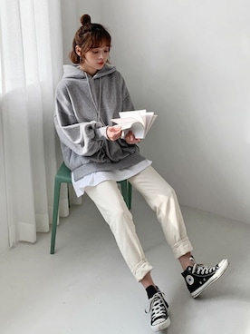 「DHOLIC（ディーホリック）のアイテム（パーカー）」を使った、ディーホリックさん（レディース・165cm）の秋コーディネート